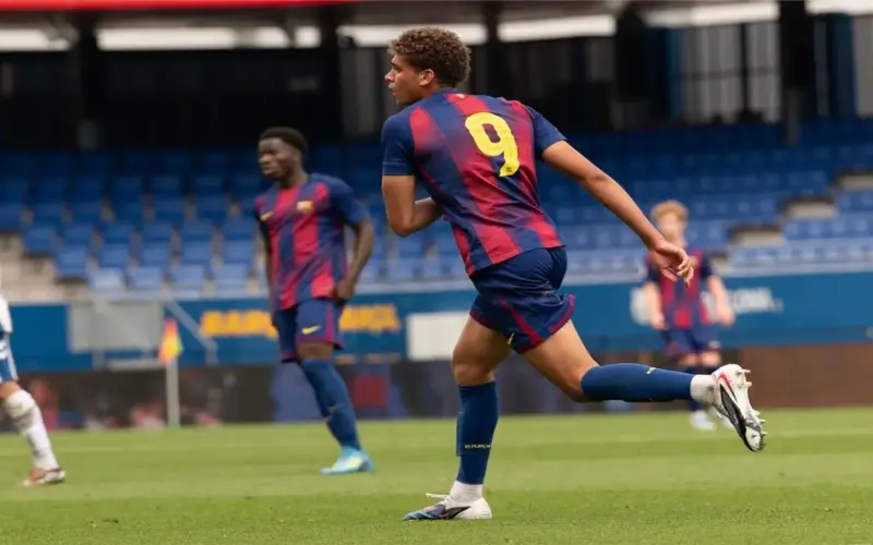 تشكيل برشلونة تحت 19 عامًا أمام لاس بالماس في كأس الأبطال للشباب.. موقف حمزة عبد الكريم